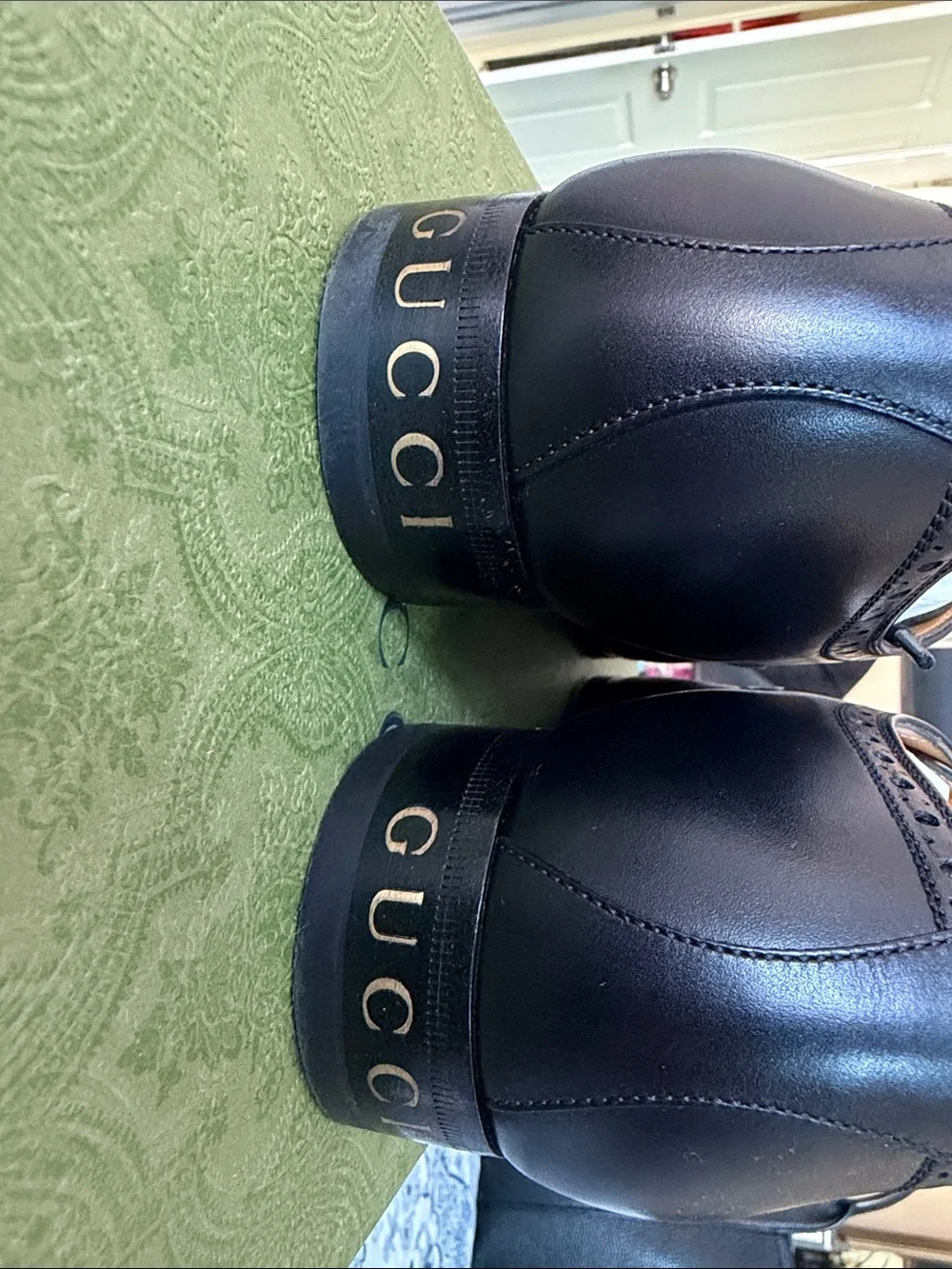 Gucci Black Leather Cap-Toe Brogue Oxfords